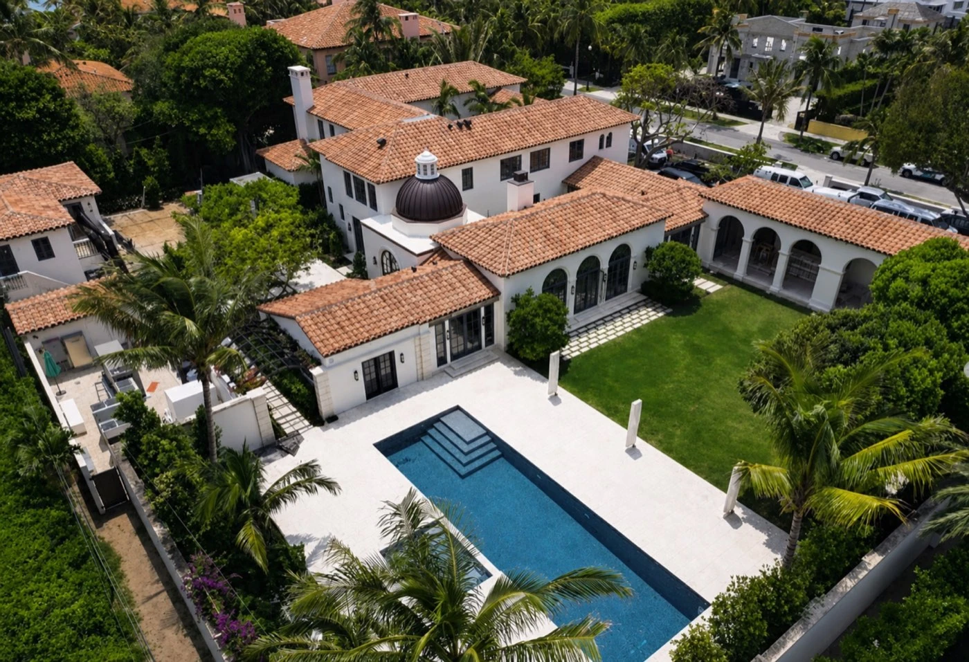 Dunbar Drive residence